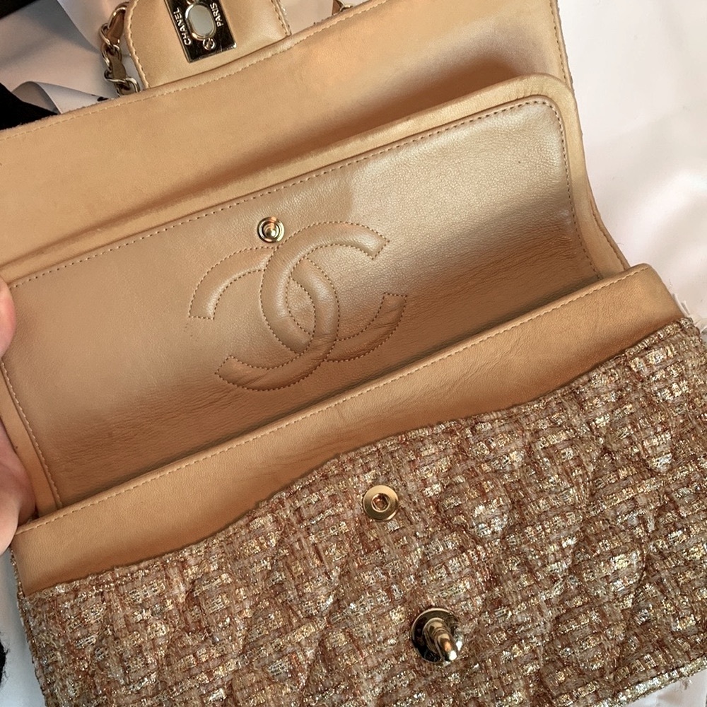 Vintage 🤎 CHANEL RARE Metallic Gold Silver Tweed Quilted 2.55 Double Flap Bag - Picture 8 of 16